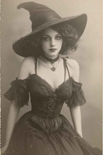 Vintage Witch Portrait 4x6 Photo picture