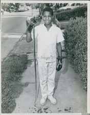 1969 Alfred Janes Jr Cleveland Press Teen Holding Long Snake Vintage Photo 7x9 picture