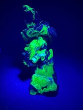 1.4 kg natural hand carved volcano agate chinese dragon uv reactive crystal picture