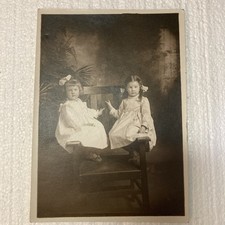Antique Vintage 1910-1911 Portrait Of Husband: Sisters. 7x5. Americana. picture