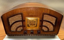 VINTAGE ANTIQUE CROSLEY OF CANADA CATHEDRAL STYLE RADIO,RESTORED,WORKS picture