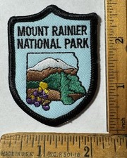 Vintage Washington Mount Rainier National Park Iron On Patch Travel Souvenir picture