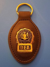NOVELTY 2026 NYPD DEA DETECTIVE COLLECTIBLE AUTHENTIC KEY CHAIN picture