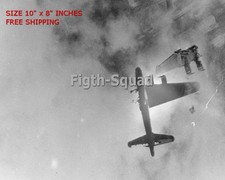 WW2 8x10 Photo US B-17 bomber hitted by anti-aircraft fire O7813 picture