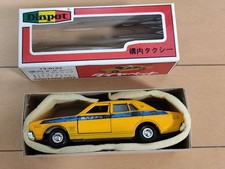 Yonezawa Diapet 12-0103 Nissan Cedric Taxi Yellow Collector's picture