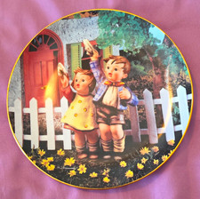 Danbury Mint M.I. Hummel Little Companions 