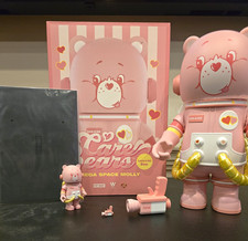 POP MART MEGA SPACE MOLLY Care Bears Love-a-Lot Bear  400%/100% picture