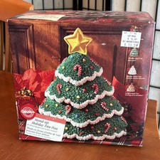 Wilton Stand Up Holiday Tree Aluminum Cake Pan Vintage 1996 -Missing Clips *READ picture