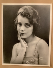 silent film photo tragic actress Alma Rubens holding pearls 1924 Witzel LA Photo picture