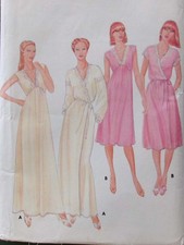 Vintage Lingerie Pattern Butterick 4096 Small Womens Nightgown Babydoll picture