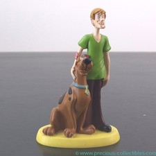 Extremely rare Scooby-Doo with Shaggy figurine. picture