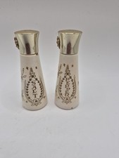 Vtg Salt and Pepper Shakers Religous Prayer Grace Before Meals 5B picture