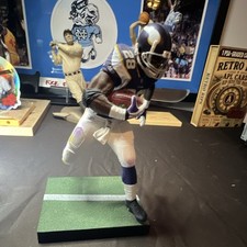 McFarlane Toys Adrian Peterson Minnesota Vikings #28 NFL Football Figure 2011 picture