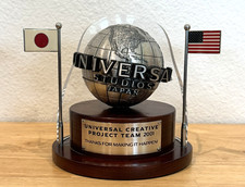 Universal Studios Japan Universal Creative Project Team 2001 Award Rare HTF picture