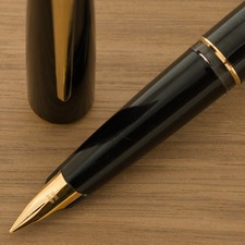 Authentic Vintage 1970s Montblanc 310P Black GP Nib FM 0.695mm Converter Service picture
