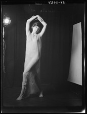 Photo:Eugenie Miss 1923 Dancer Studio Portrait picture