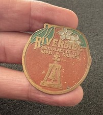 Antique Riverside California Navel Orange Collectible Pin/Badge - TM2560 picture