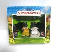 Sylvanian Families Skunk Family Collectible 15+ picture