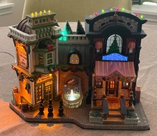 LEMAX Enchanted Forest Holiday Treasures Christmas Shops 2005 picture