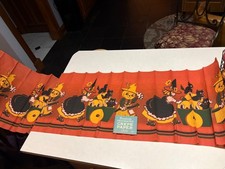 Vintage Dennison's Decorated Crepe Paper 9 Feet Long by 20 Inches Wide picture