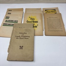 Vintage Watchtower  Booklet Pamphlet Lot of 10 picture