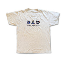 VTG KENNEDY SPACE CENTER Apollo NASA Space Shuttle NASA Patches LARGE TShirt picture