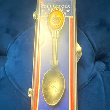 Collectors Spoon Cuba Travel Souvenir Spoon Silver Tone Metal w/ Display Case picture