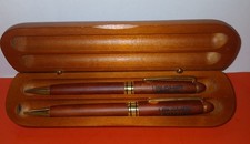 Vintage U.S. Army / Go Army Collectible Pen & Mechanical Pencil in Wooden Case  picture
