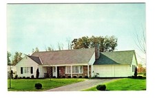 Garfield Park at Willingboro NJ by Levitt & Sons VTG postcard UNP The Framingham picture