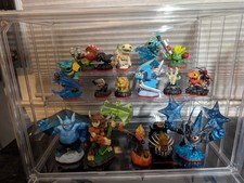 Skylanders Trap Team Figures picture