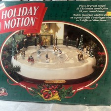 1996 Mr Christmas Holiday in Motion Village Animated Ice Skate Rink Park 50 Song picture
