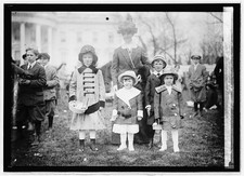 Photo:Mrs. Joseph P. Tumulty & children,1913 picture
