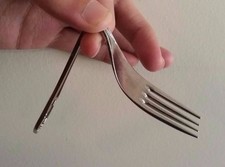 Bendable Fork Magic Trick Kid Child Toy Bending Close Up Twist Twisting Mind NEW picture