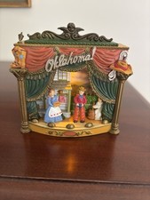 Vtg Oklahoma Musical Ornament Lights Up Works Diorama Rogers Hammerstein Carlton picture