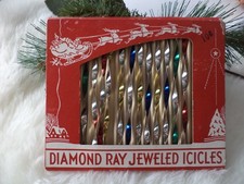 VINTAGE DIAMOND RAY JEWELED ICICLES CHRISTMAS TIN ORNAMENTS VENUS CO - 12 COUNT picture