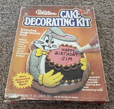 Bugs Bunny Wilton Cake Decorating  Kit Vintage 1981 Cake Pan Only picture