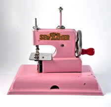 Vintage KAYanEE Sew Master Pink Toy Sewing Machine Germany U.S. Zone 1945-49 picture